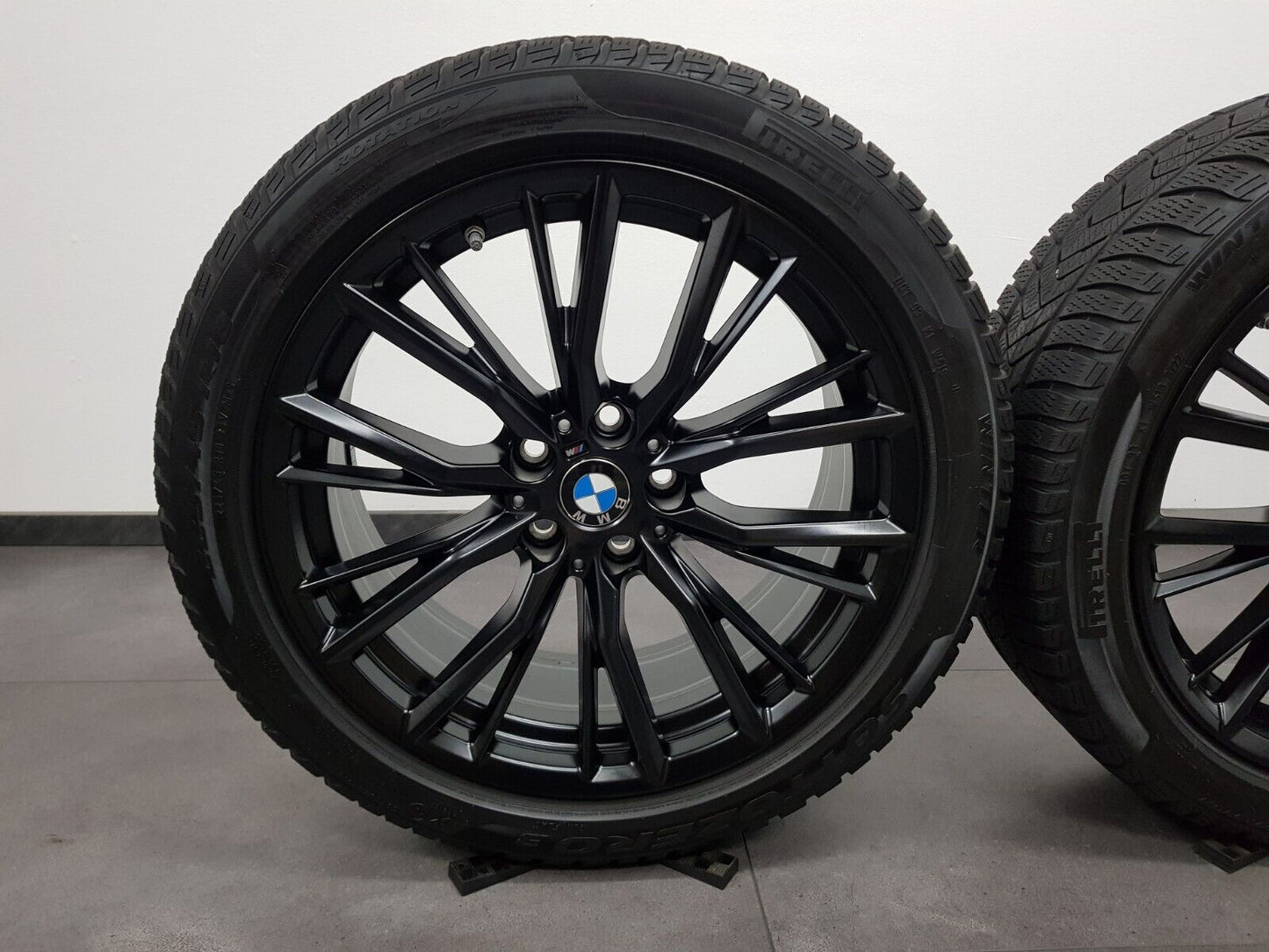 BMW Winterreifen 18 Zoll 3er G20 G21 4er G22 G23 M796 Kompletträder 6885305 796M