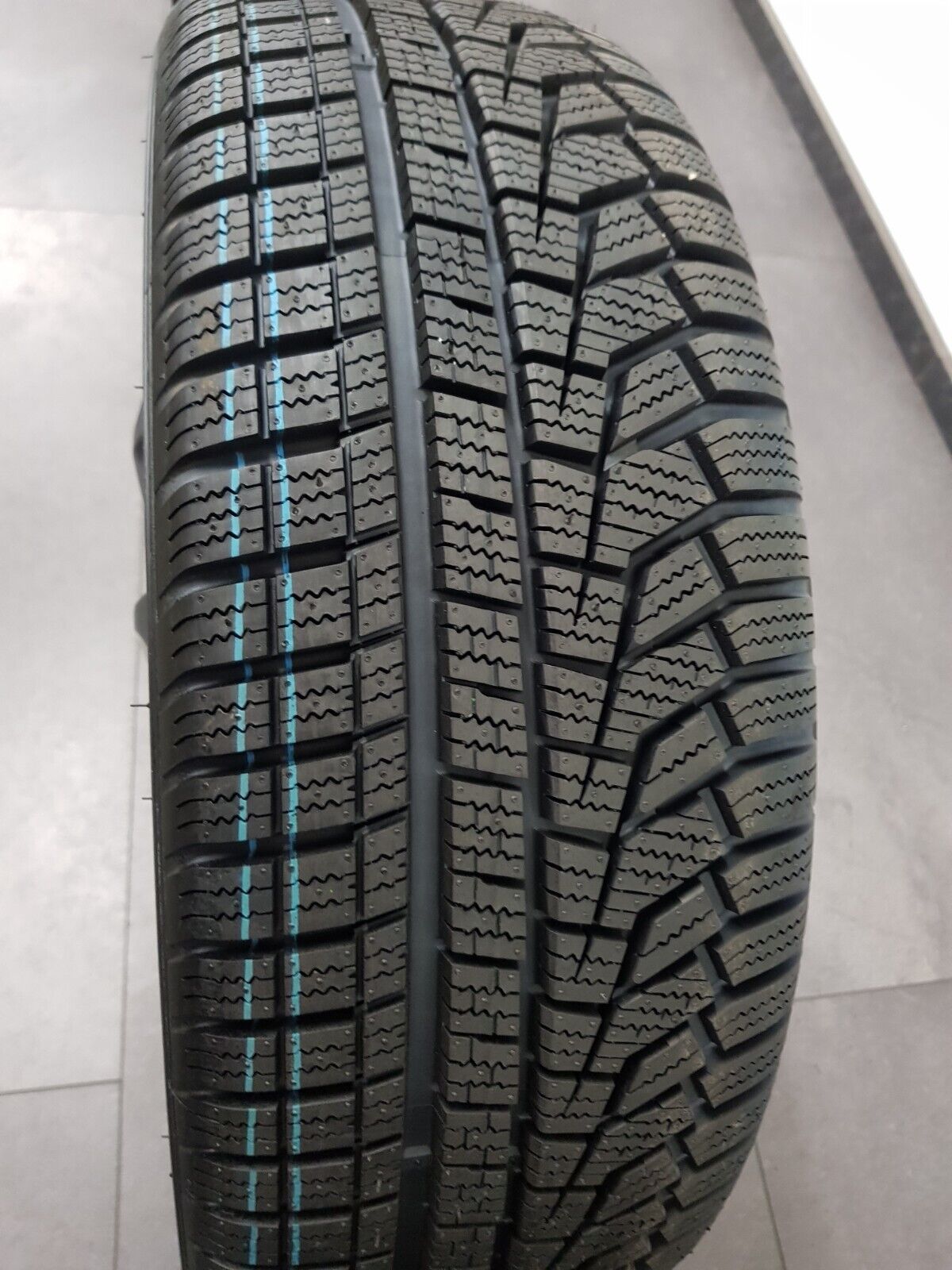 NEU MINI F56 Winterräder Winterreifen 18 Zoll 565 JCW GP Spoke 6885756 DOT20