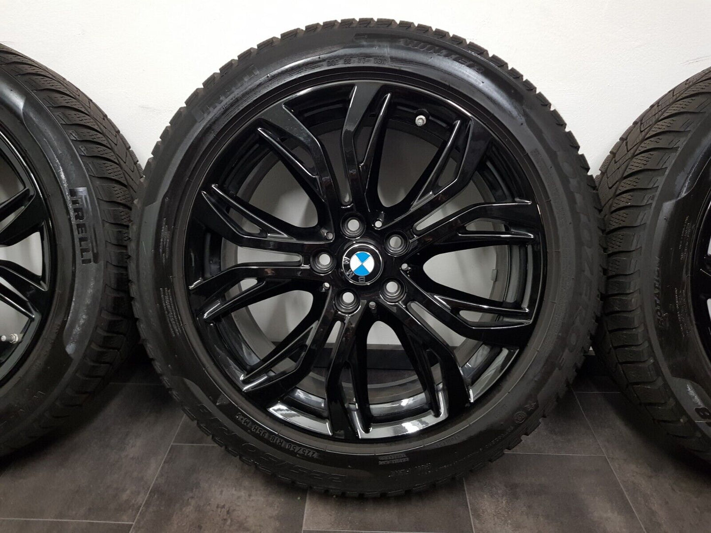 BMW Winterreifen 18 Zoll Felgen X1 F48 X2 F39 X 566 Winterräder schwarz 6856067