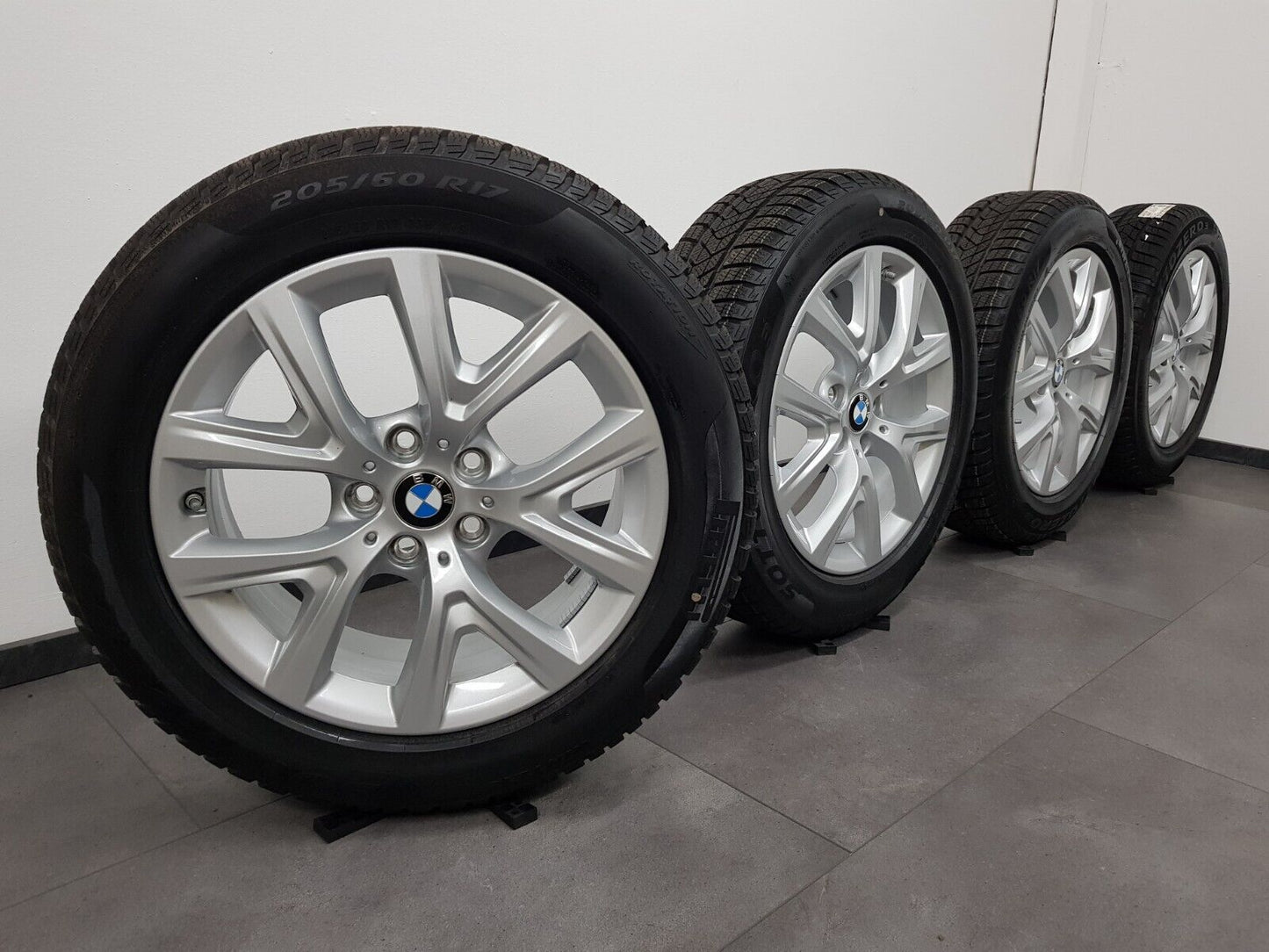 BMW Winterreifen 17 Zoll Felgen X1 F48 X2 F39 574 Winterräder Reifen DOT20 +7mm