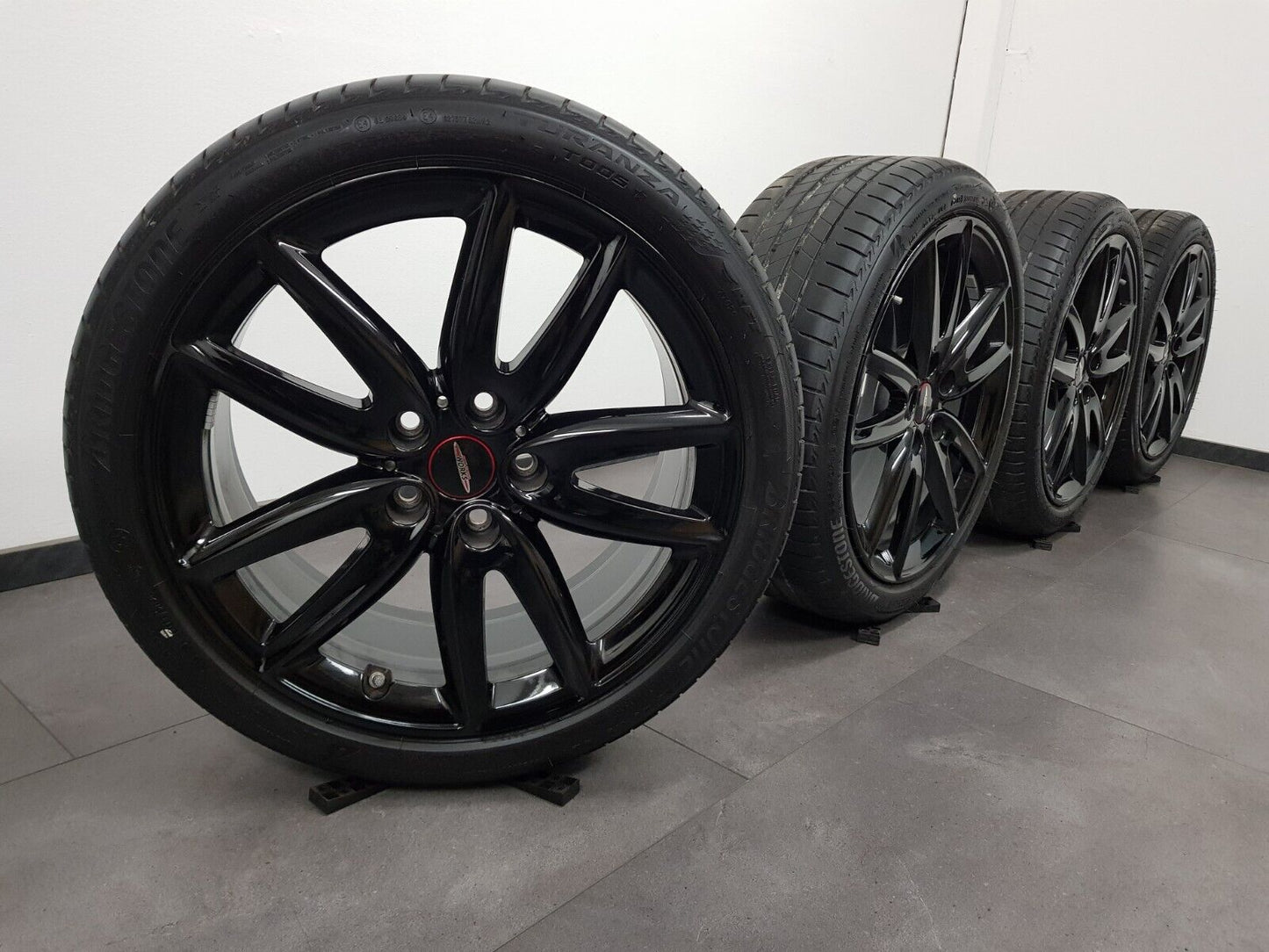 Mini Clubman F54 18 Zoll Felgen Sommerreifen Sommerräder JCW Grip Spoke 815