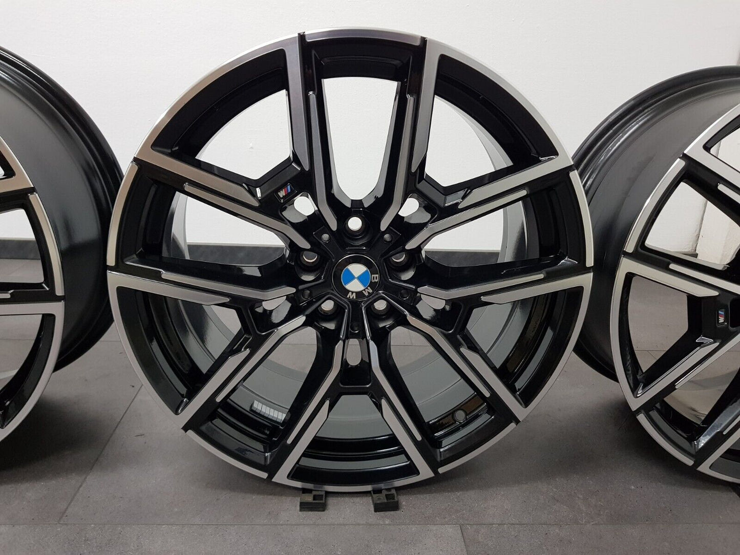 4x BMW 19 Zoll Felgen 4er G26 I4 M859 Gran Coupe 8747304 8747305 Alufelgen Neuw.