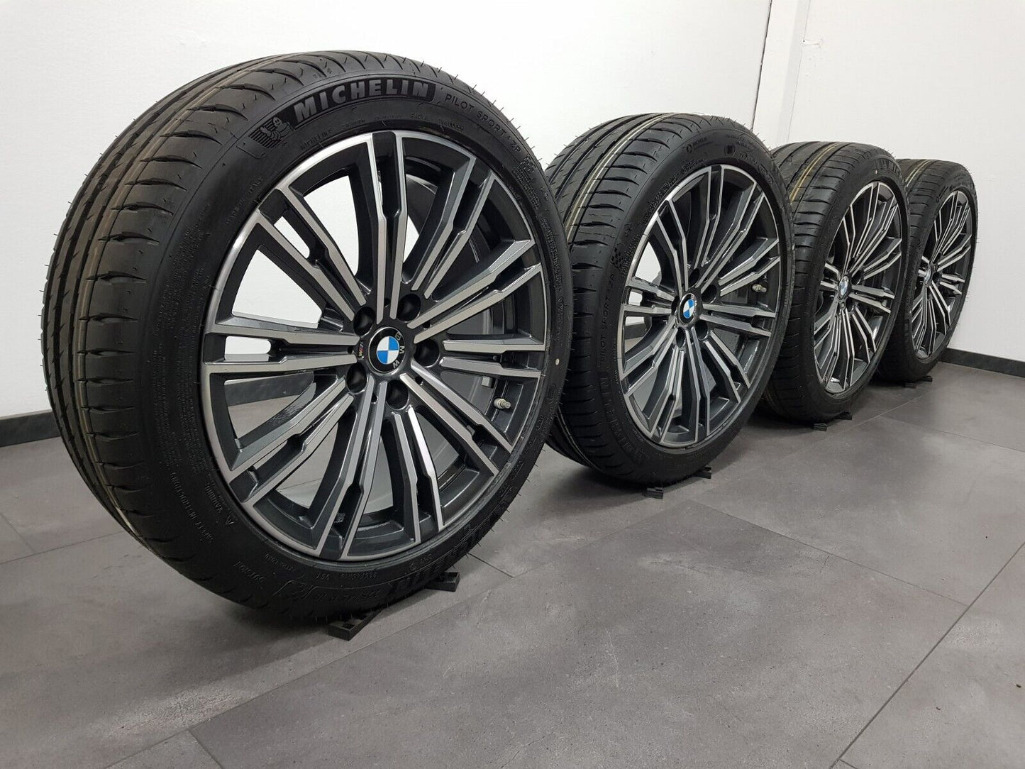 BMW Sommerreifen 18 Zoll 3er G20 G21 4er G22 G23 M790 Sommerräder Radsatz