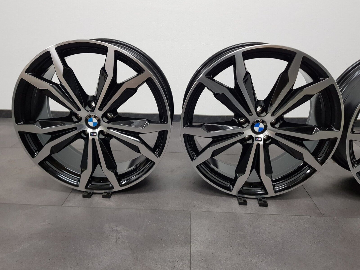 NEU BMW 20 Zoll Felgen X1 F48 X2 F39 8008622 M716 Alufelgen Inkl. Nabendeckel!