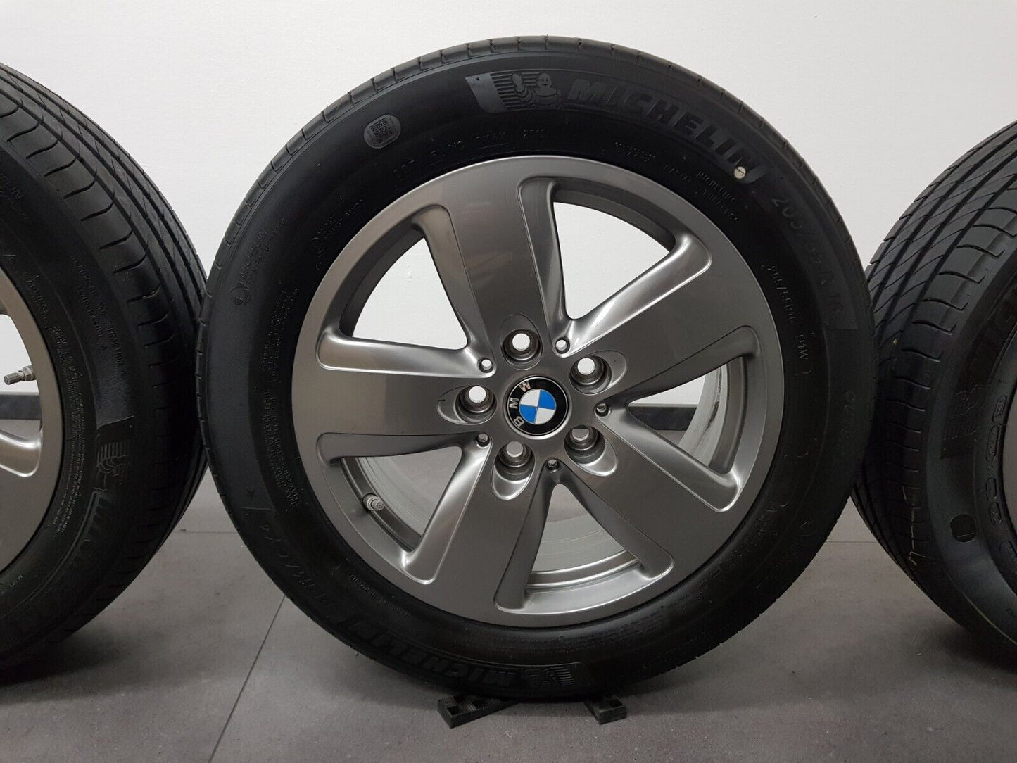 BMW 1er F40 2er F44 Sommerräder 16 Zoll Revolite Spoke 517 Sommerreifen +6mm