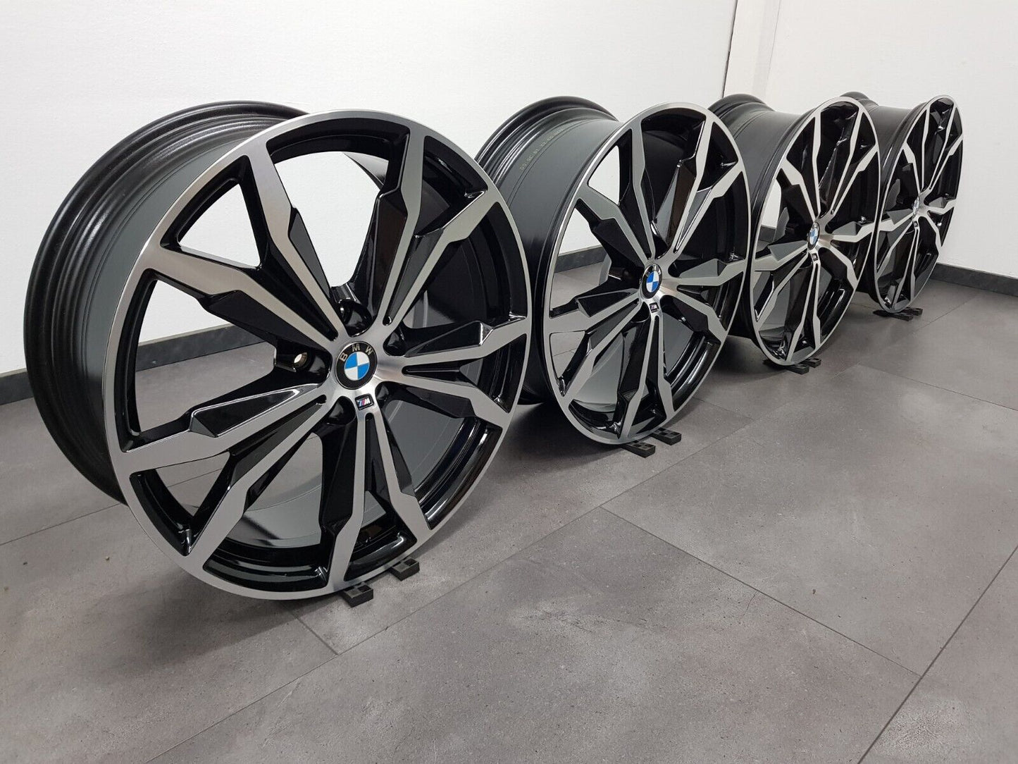 NEU BMW 20 Zoll Felgen X1 F48 X2 F39 8008622 M716 Alufelgen Inkl. Nabendeckel!