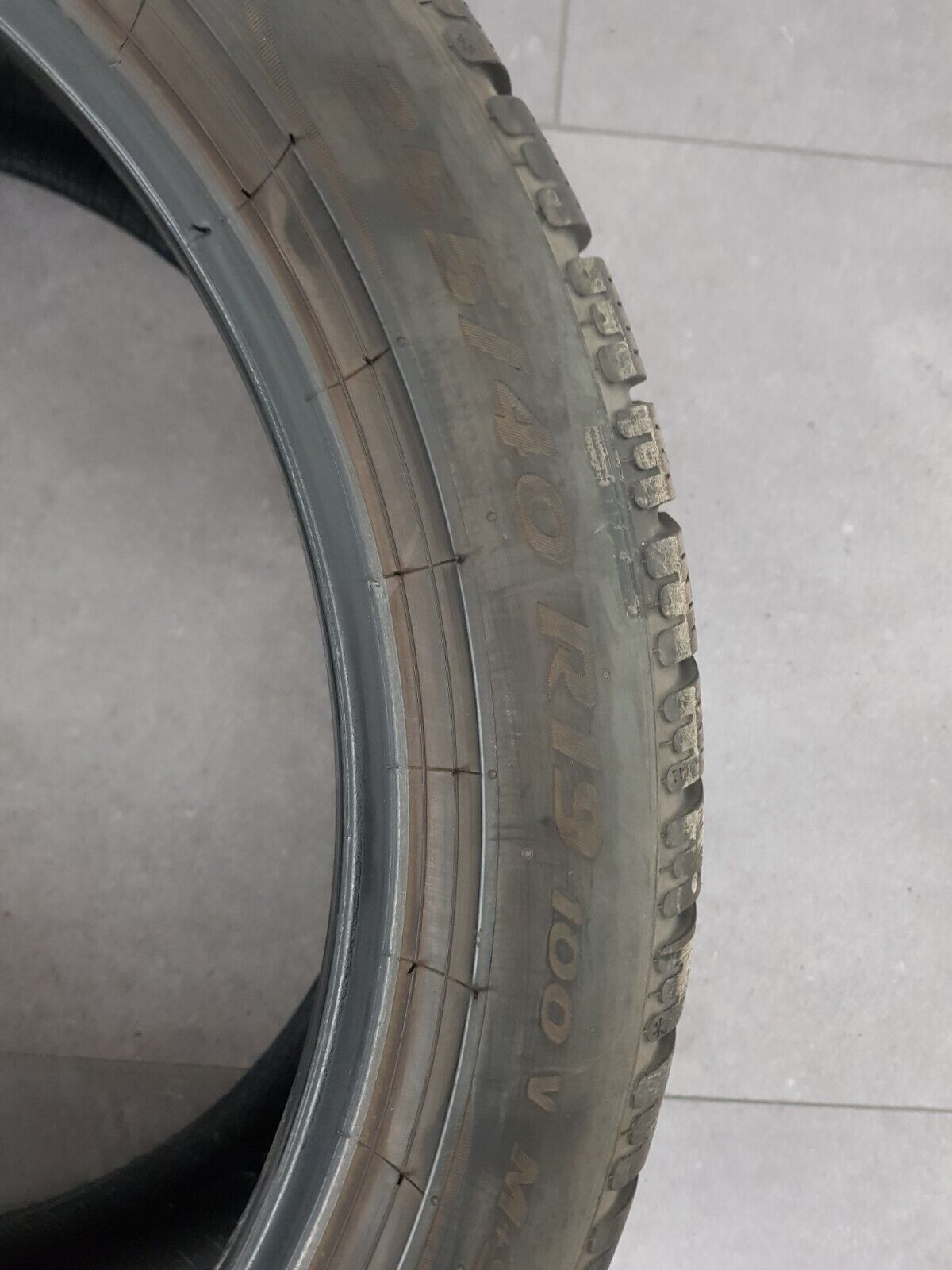 1x 255 40 R19 100V Pirelli P-Zero Winter BMW * Winterreifen Reifen