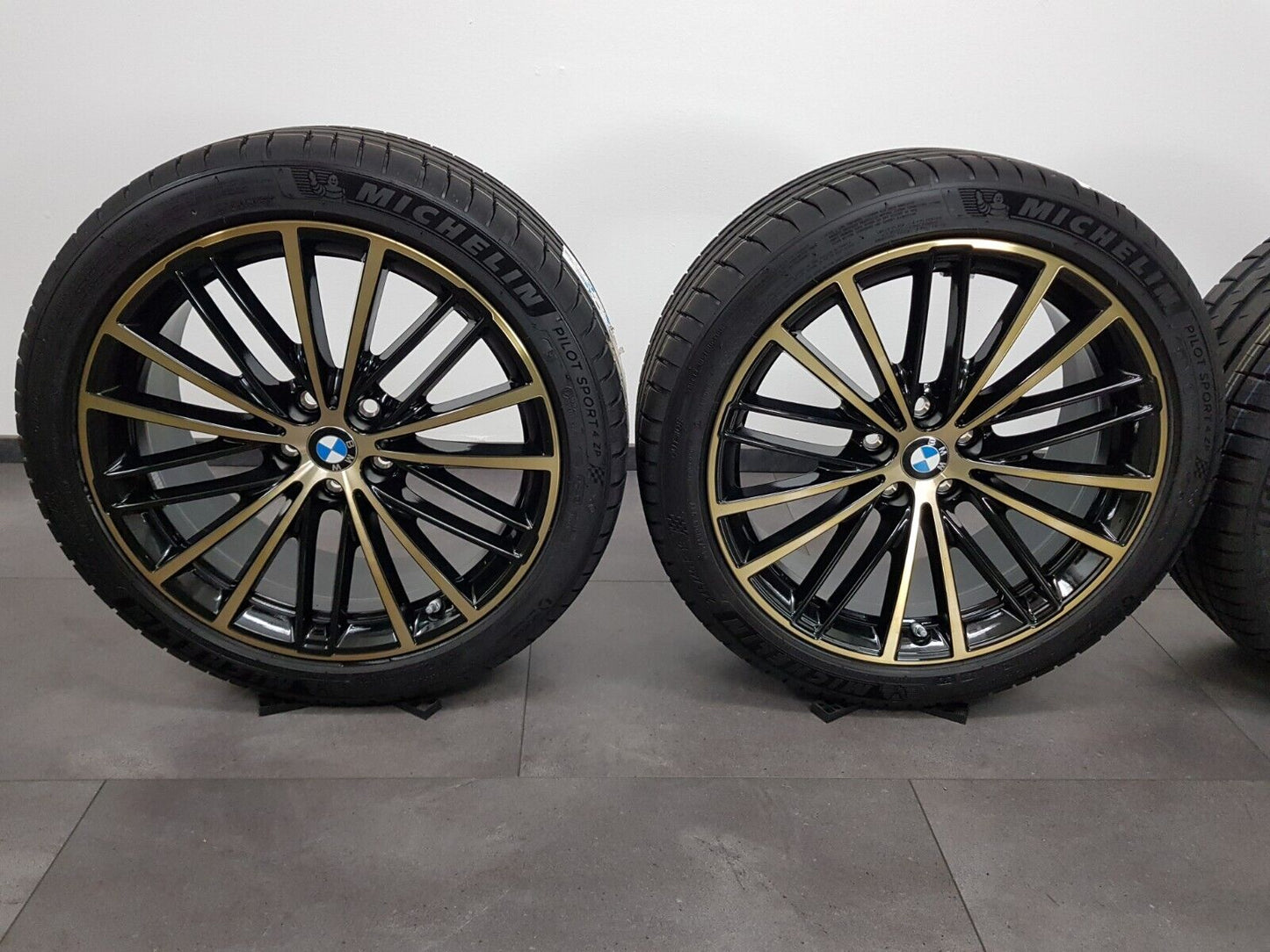 NEU BMW Felgen 19 Zoll Sommerreifen 5er G30 G31 635 Sommerräder V-Speiche Gold!