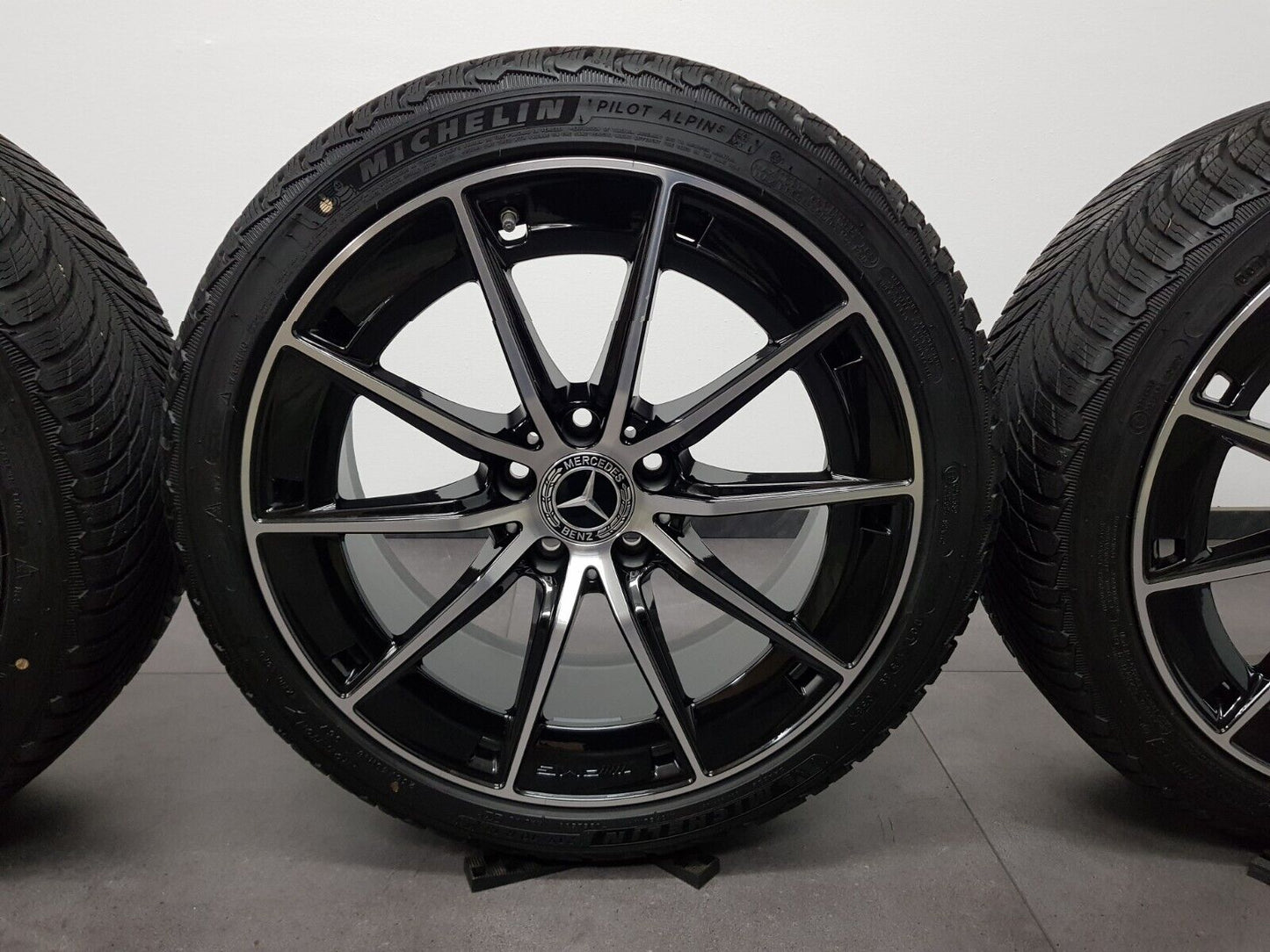 Mercedes 18 Zoll Winterreifen A-Klasse W177 A35 AMG Winterräder Reifen +7mm