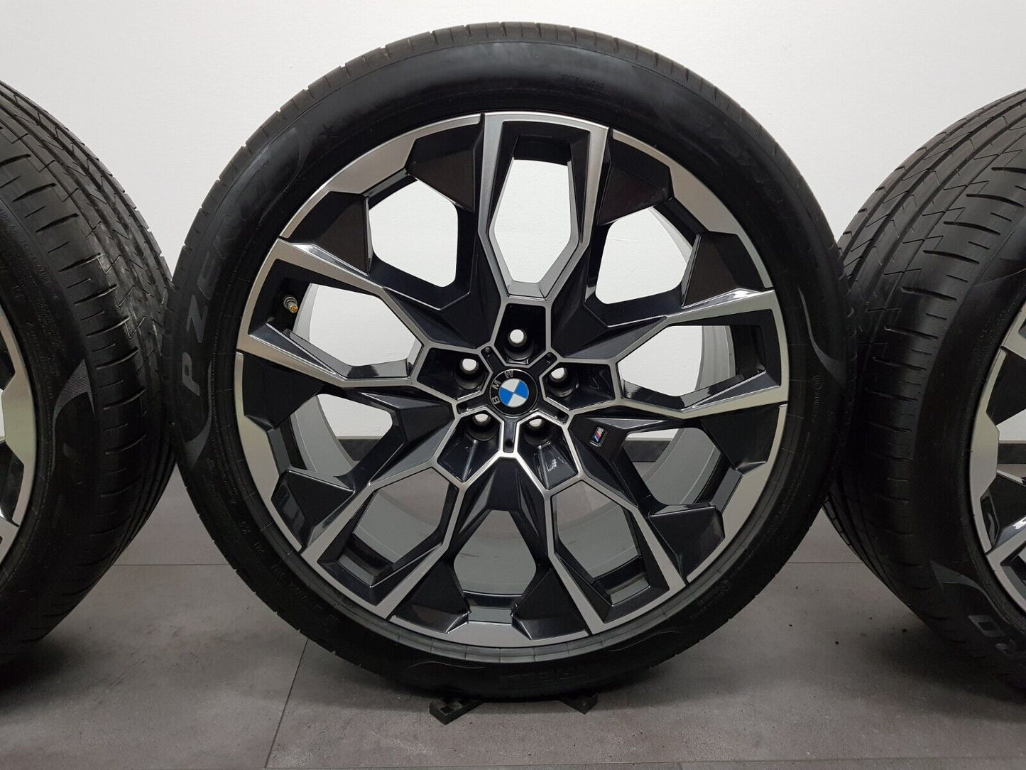 BMW 22 Zoll Felgen X7 G07 Sommerreifen Sommerräder M913 6895935 DOT23 +7mm