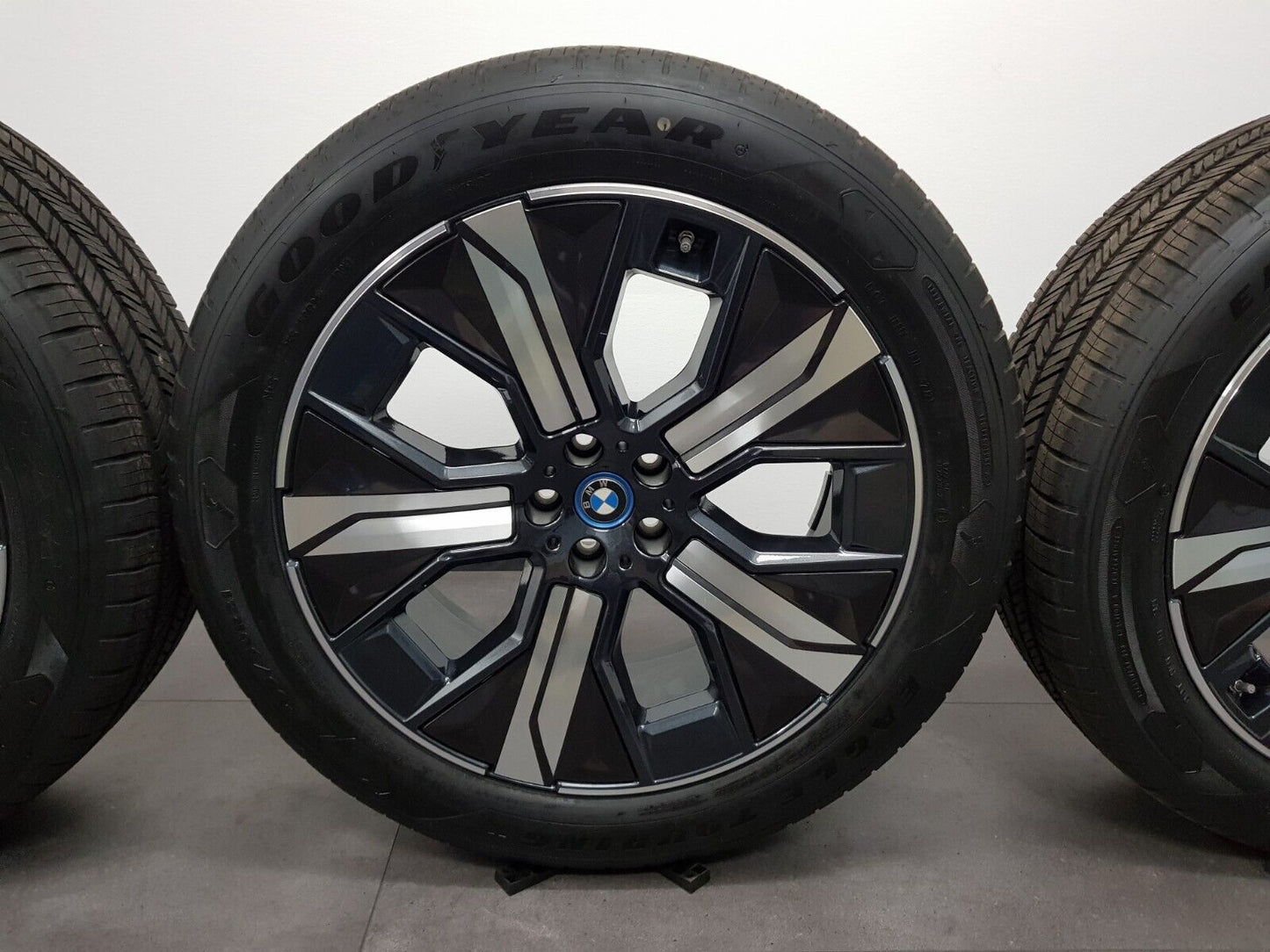 BMW iX 21 Zoll Felgen Sommerräder i20 Styling 1012 5A41F90 Sommerreifen original