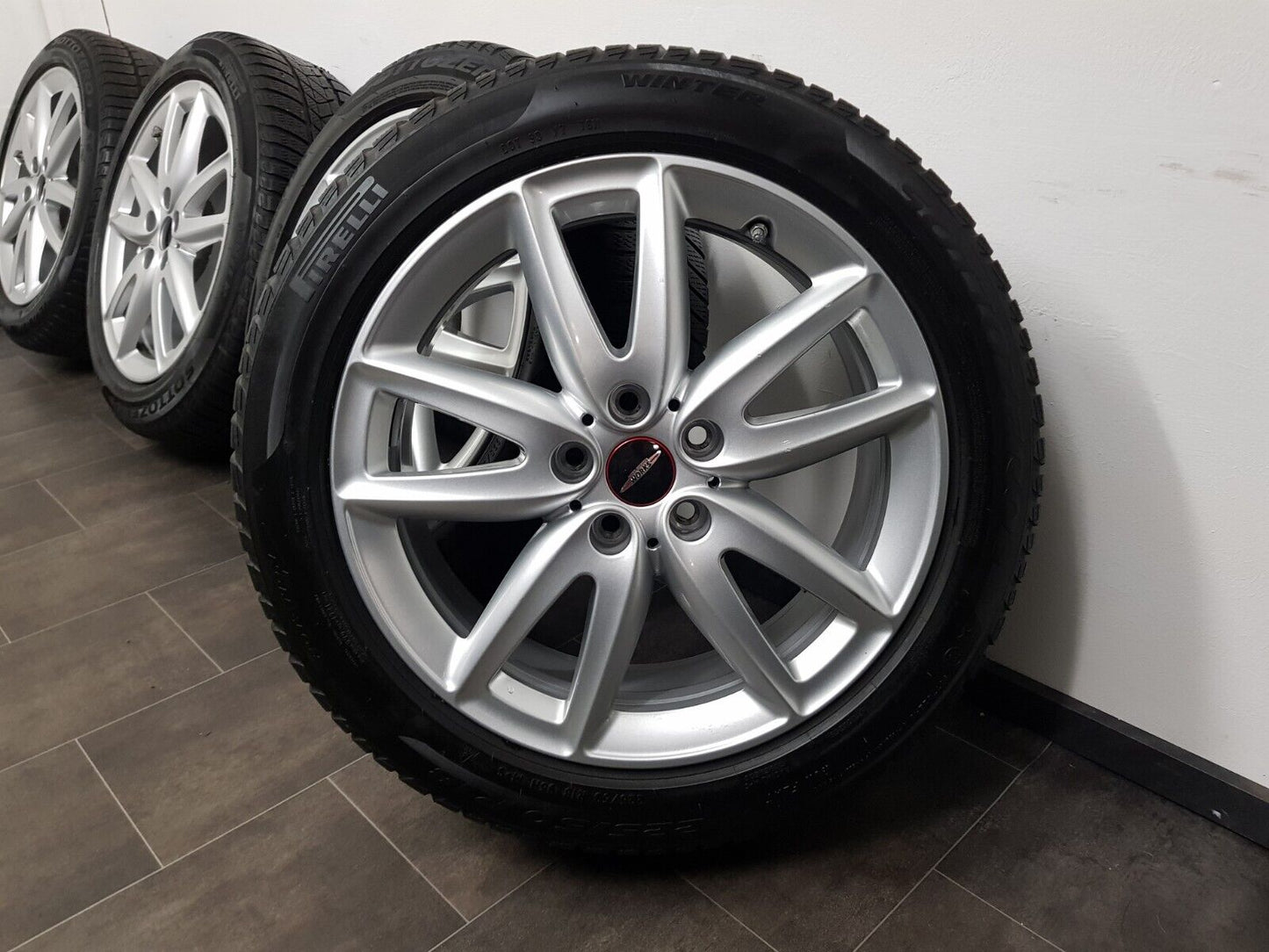 Mini Winterreifen Countryman F60 18 Zoll Felgen 815 Winterräder JCW Grip Spoke