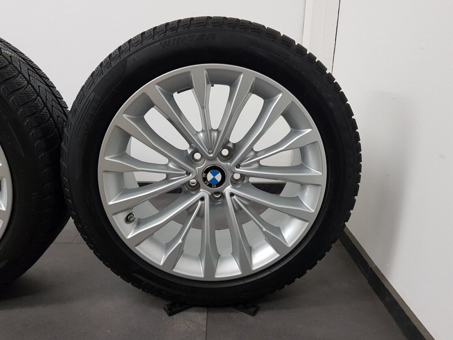 BMW 18 Zoll Winterreifen 5er G30 G31 Felgen 632 Winterräder 245 45 18 DOT20