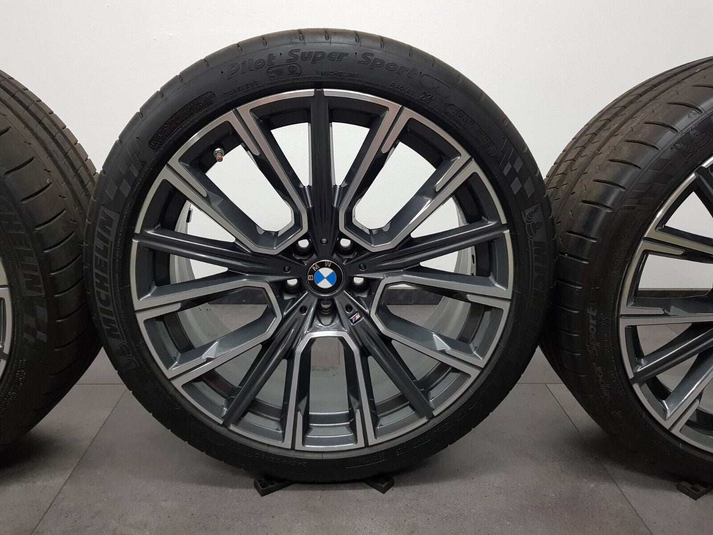 BMW 20 Zoll Felgen 7er G11 G12 6er GT G32 Sommerräder Sommerreifen M817 DOT23