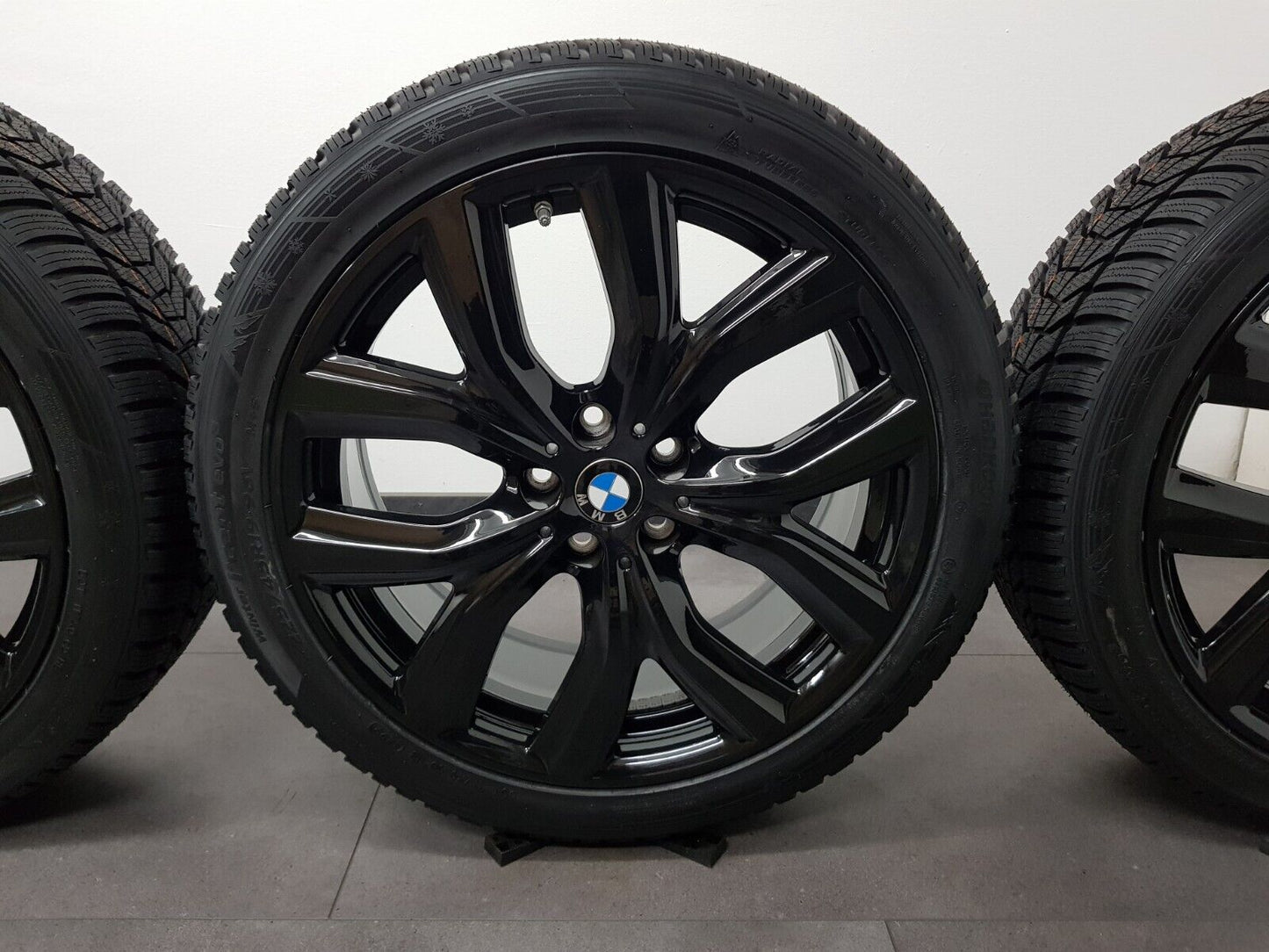 BMW Winterreifen 19 Zoll Felgen X1 F48 X2 F39 511 Winterräder Reifen NEU 6851785