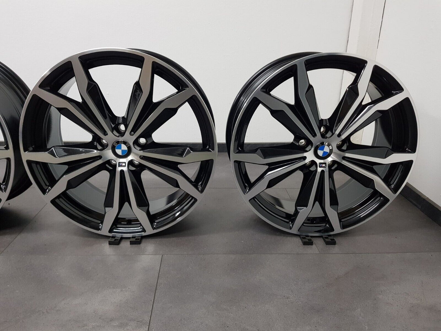 NEU BMW 20 Zoll Felgen X1 F48 X2 F39 8008622 M716 Alufelgen Inkl. Nabendeckel!