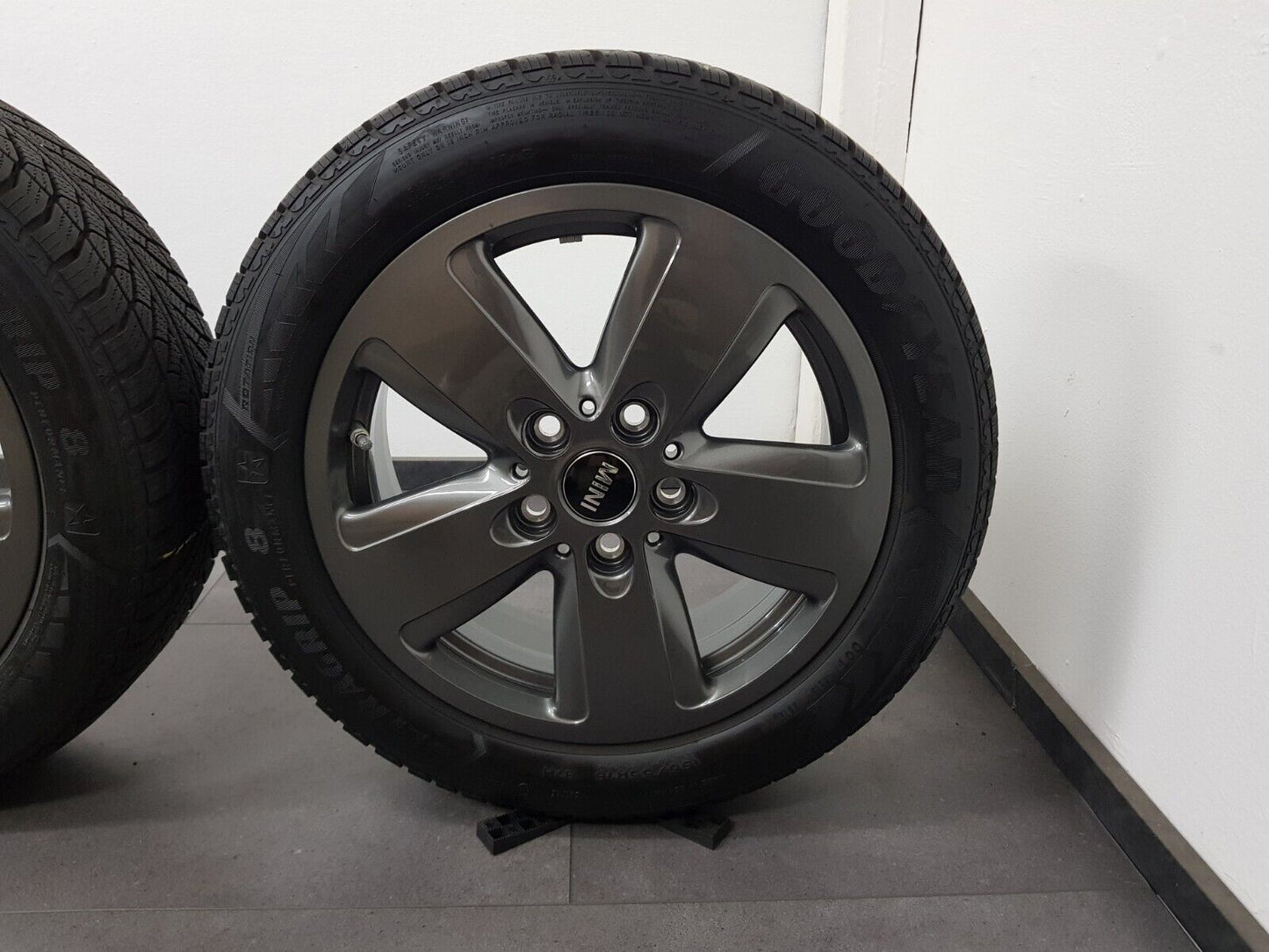 Mini 16 Zoll Felgen F55 F56 F57 Winterräder Winterreifen Spoke 517 Reifen DOT21