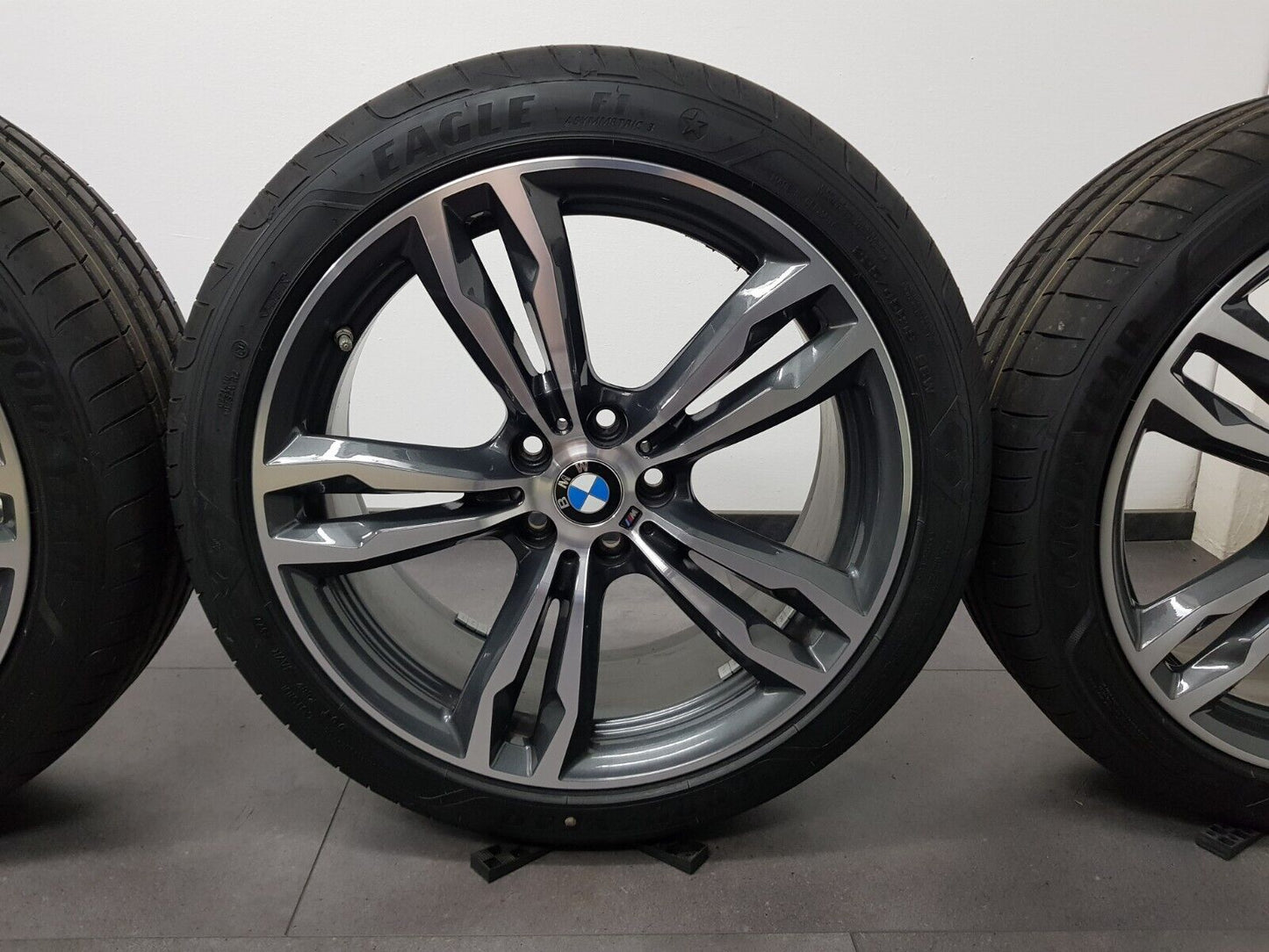 BMW Sommerreifen 19 Zoll Felgen X1 F48 X2 F39 M572 Sommerräder 7849120 NEU