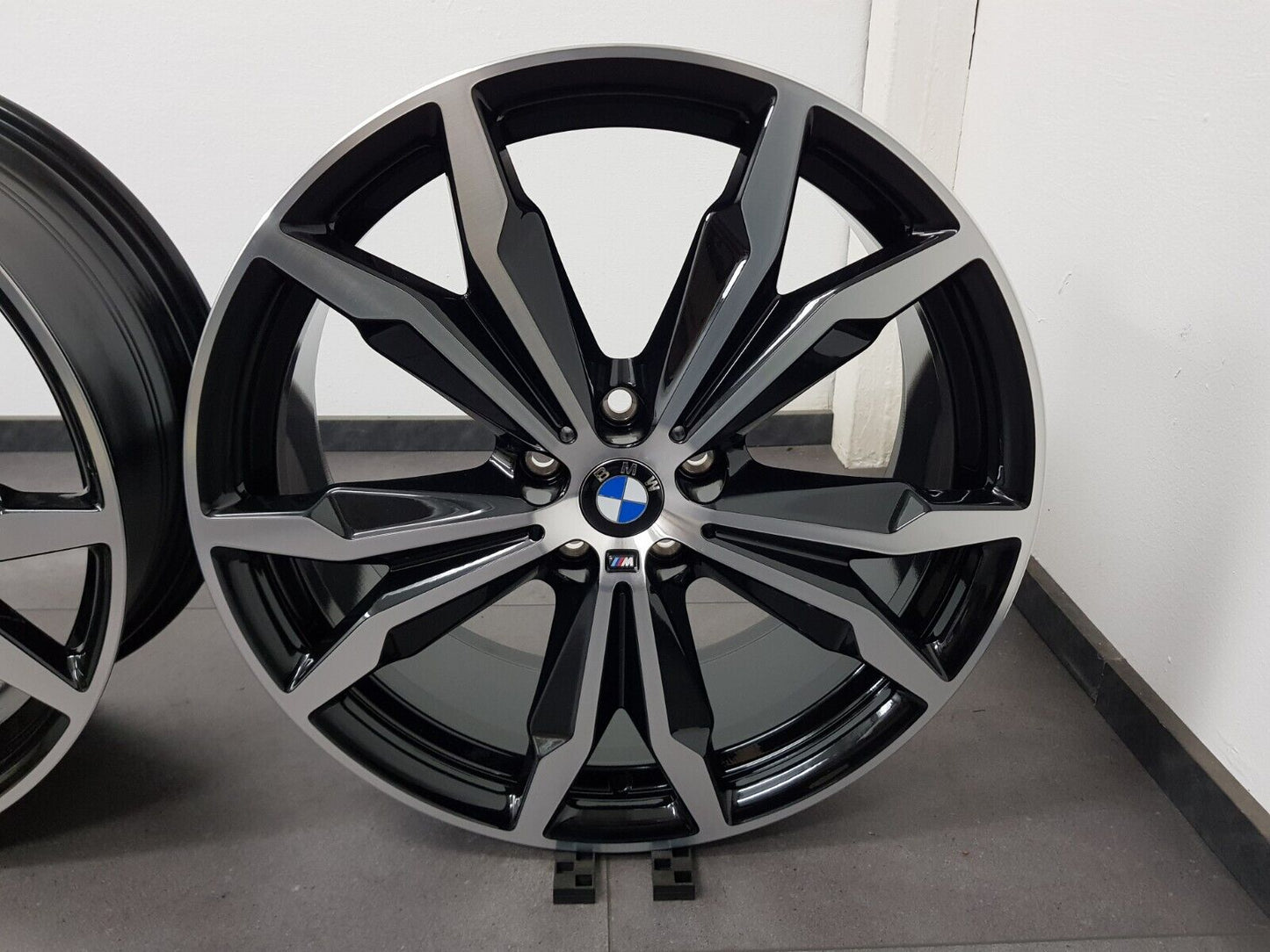 NEU BMW 20 Zoll Felgen X1 F48 X2 F39 8008622 M716 Alufelgen Inkl. Nabendeckel!