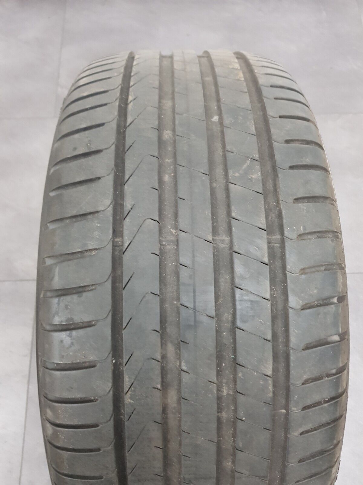 1x 255 40 18 99Y Sommerreifen Reifen Pirelli Cinturato P7 BMW *Sternm.*