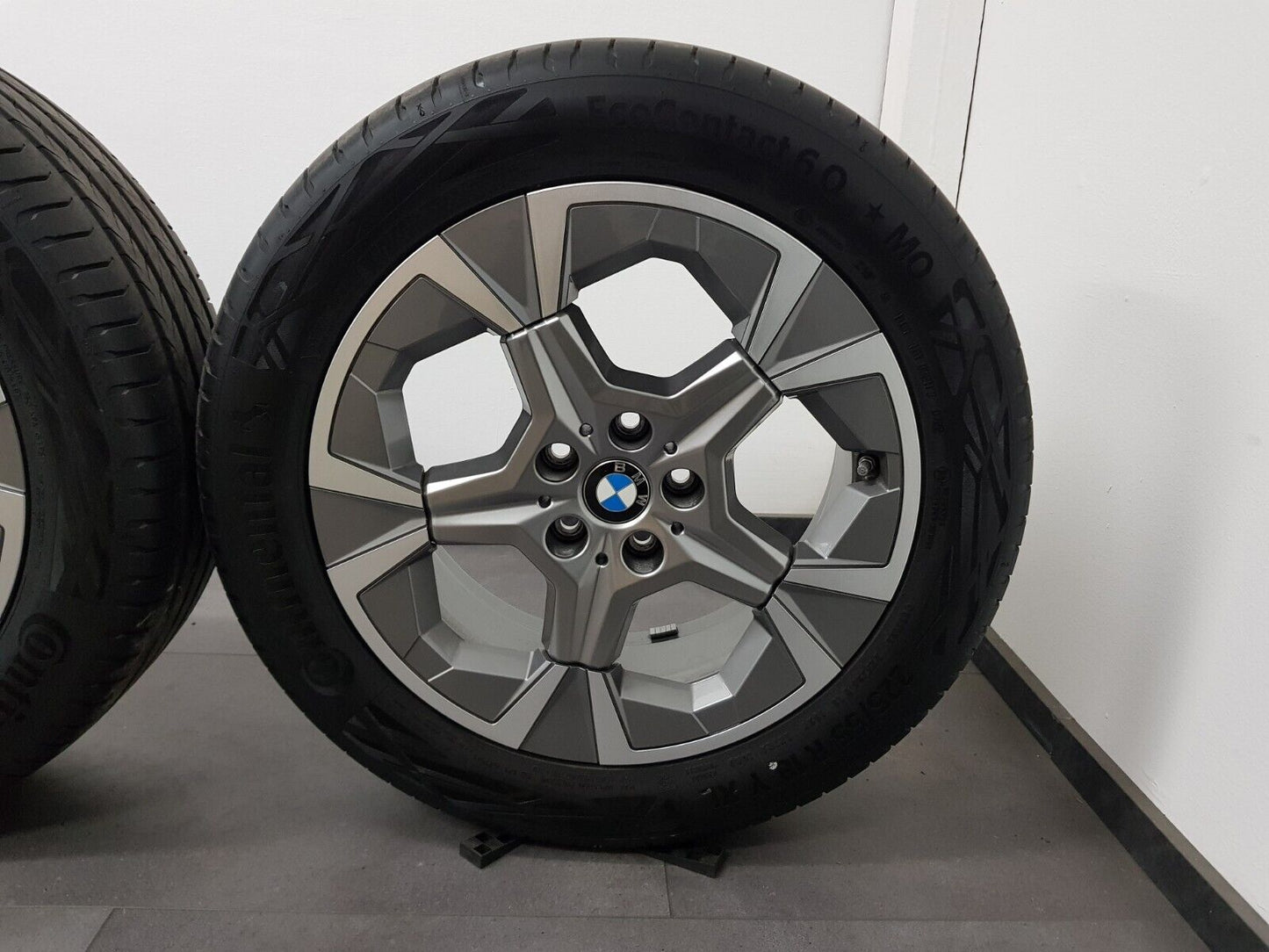 BMW 18 Zoll Felgen X1 U11 iX1 U11 X2 U10 866 Sommerreifen Sommerräder +6mm *