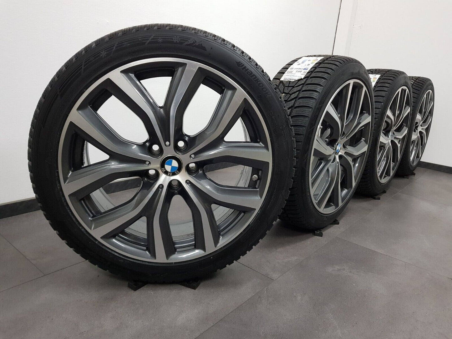 Neuw. BMW Winterreifen 19 Zoll Felgen X1 F48 X2 F39 511 Winterräder Reifen neu!