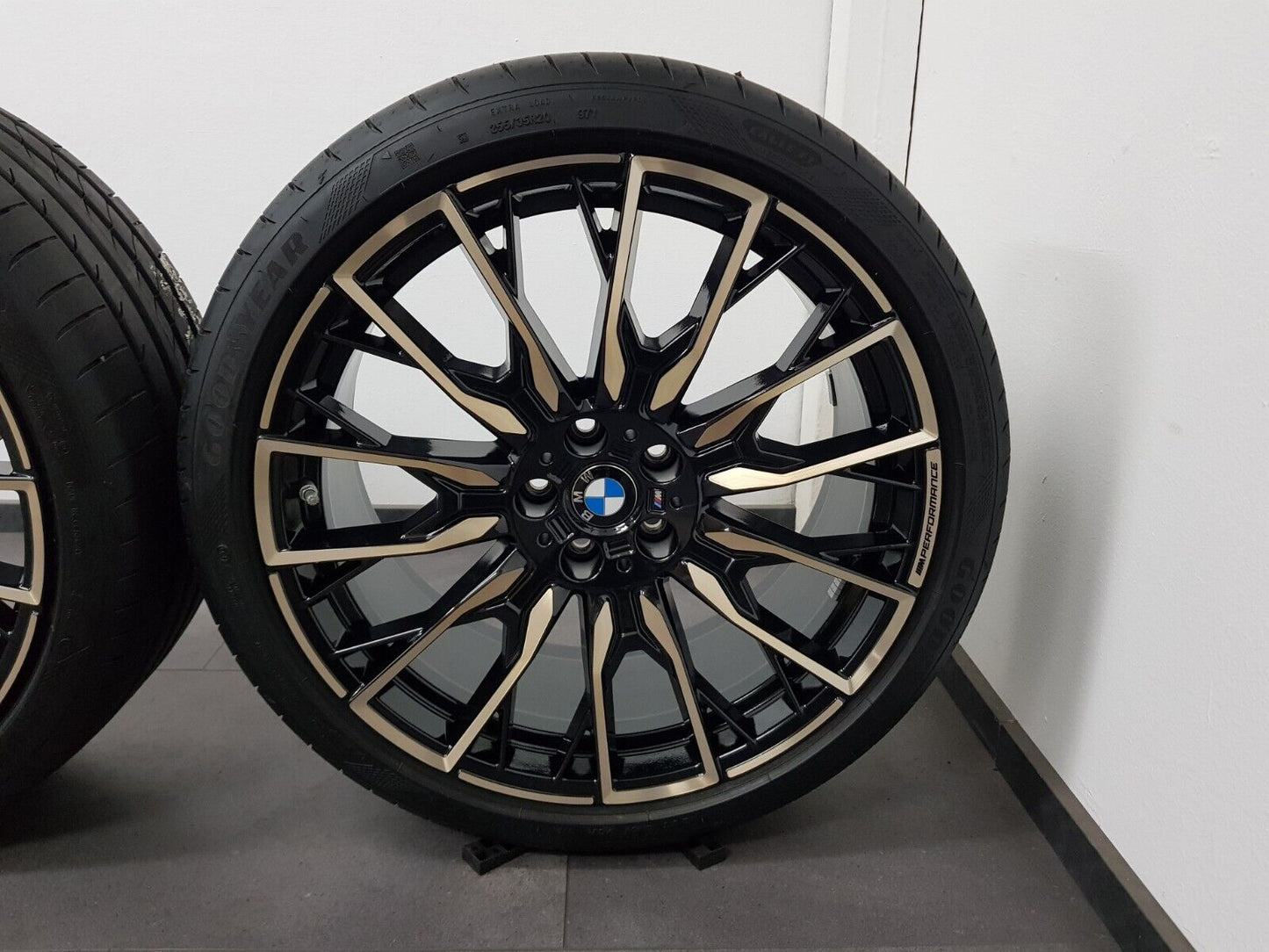 BMW 20 Zoll Felgen 4er G26 I4 M868 Sommerreifen Sommerräder Performance Neuw.!