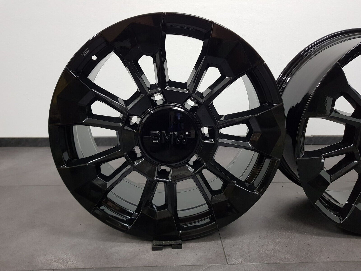 Neuw. BMW XM G09 23 Zoll Felgen Styling M923 923M 6856021 6856022 Alufelgen Top!