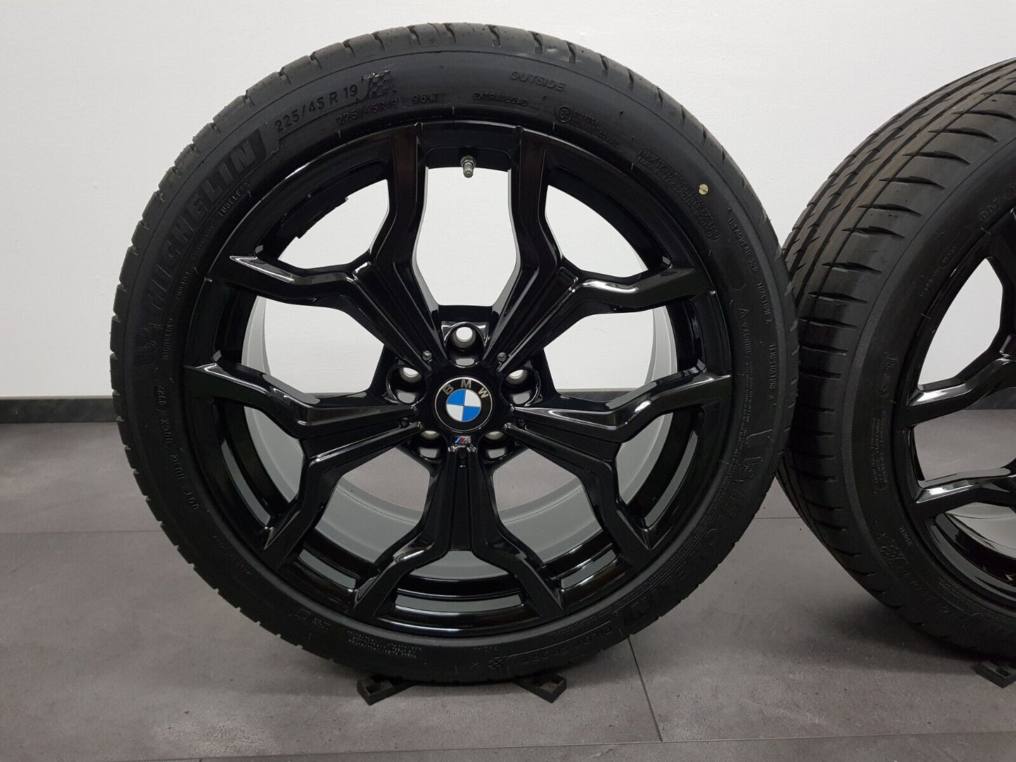 BMW Sommerreifen 19 Zoll Felgen X1 F48 X2 F39 M722 Sommerräder 8009759 Neuw. !